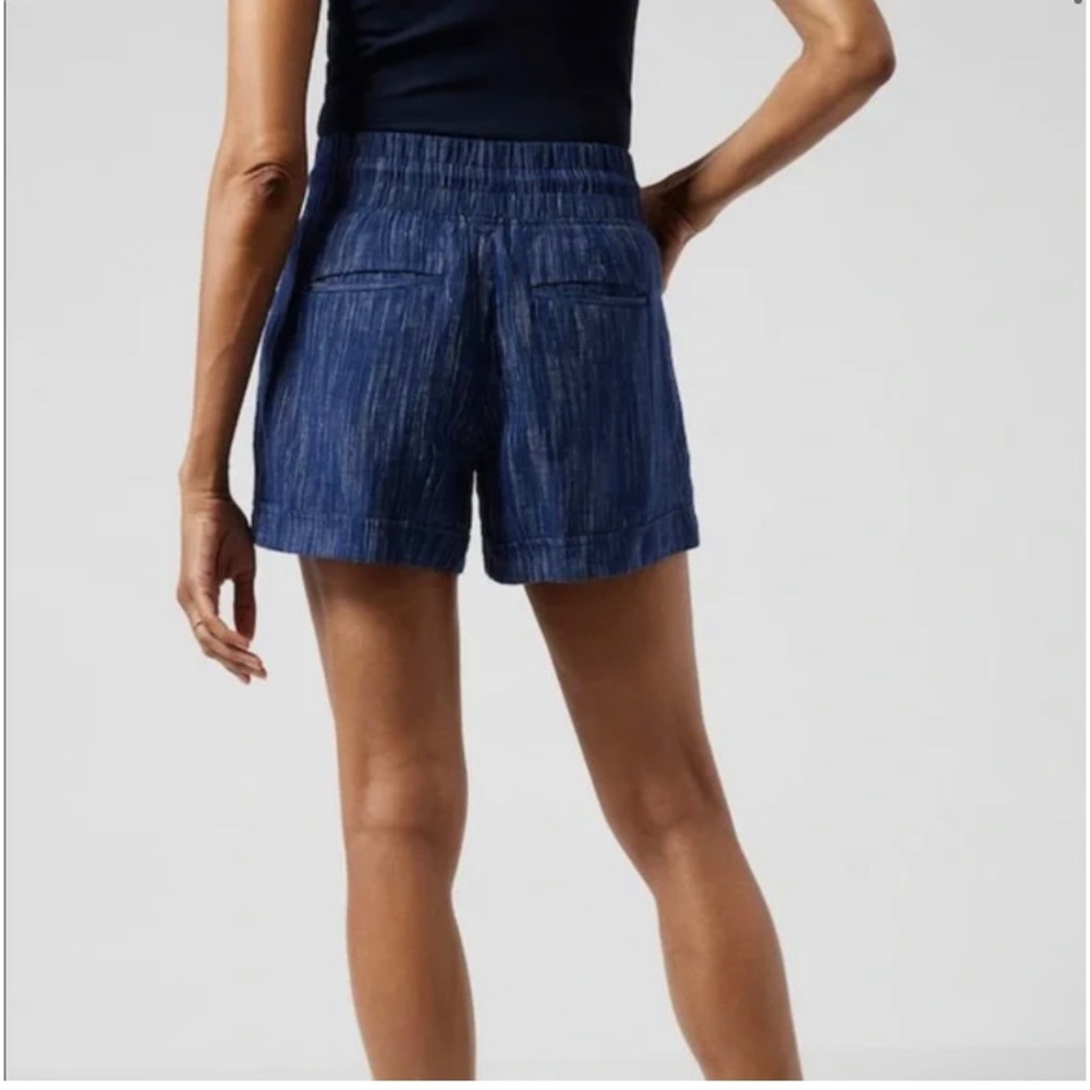 Athleta Women's High Waist Shorts - Navy Blue